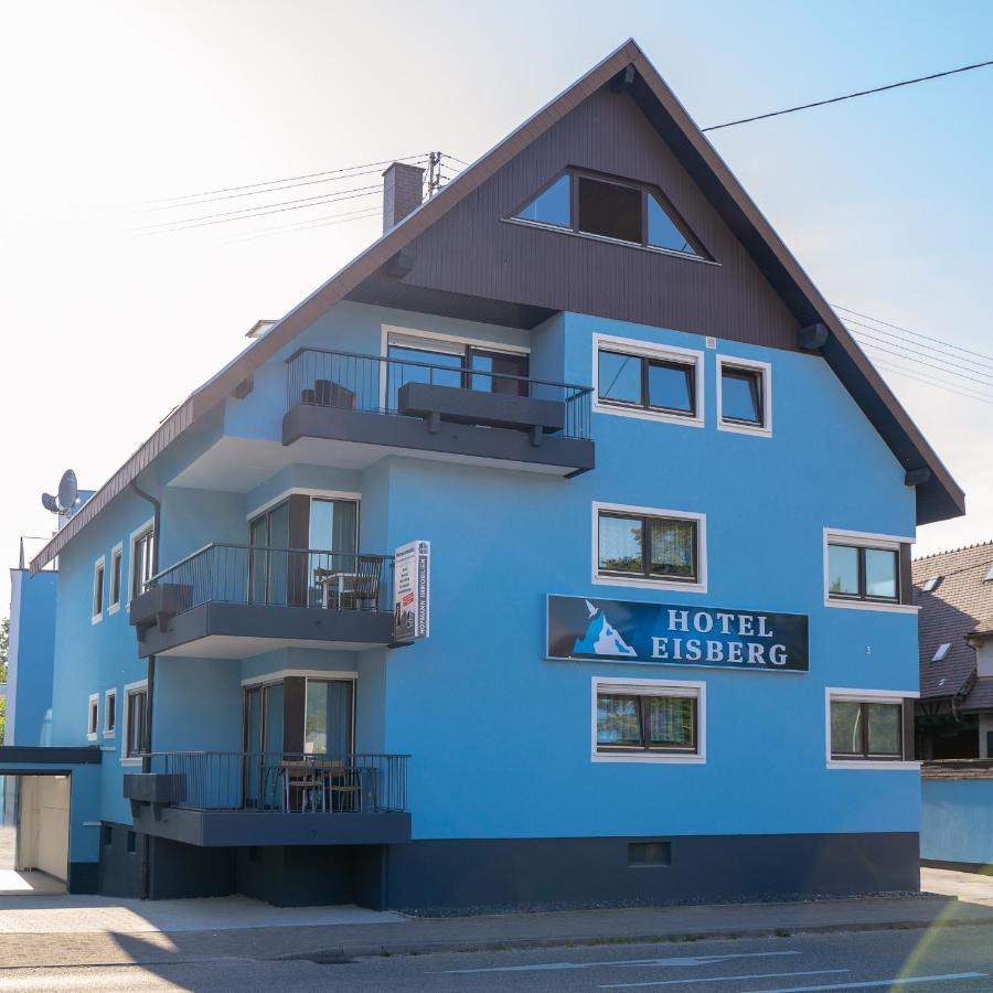 פריזנהיים Eisberg Gaestehaus & De Luxe Appartements מראה חיצוני תמונה